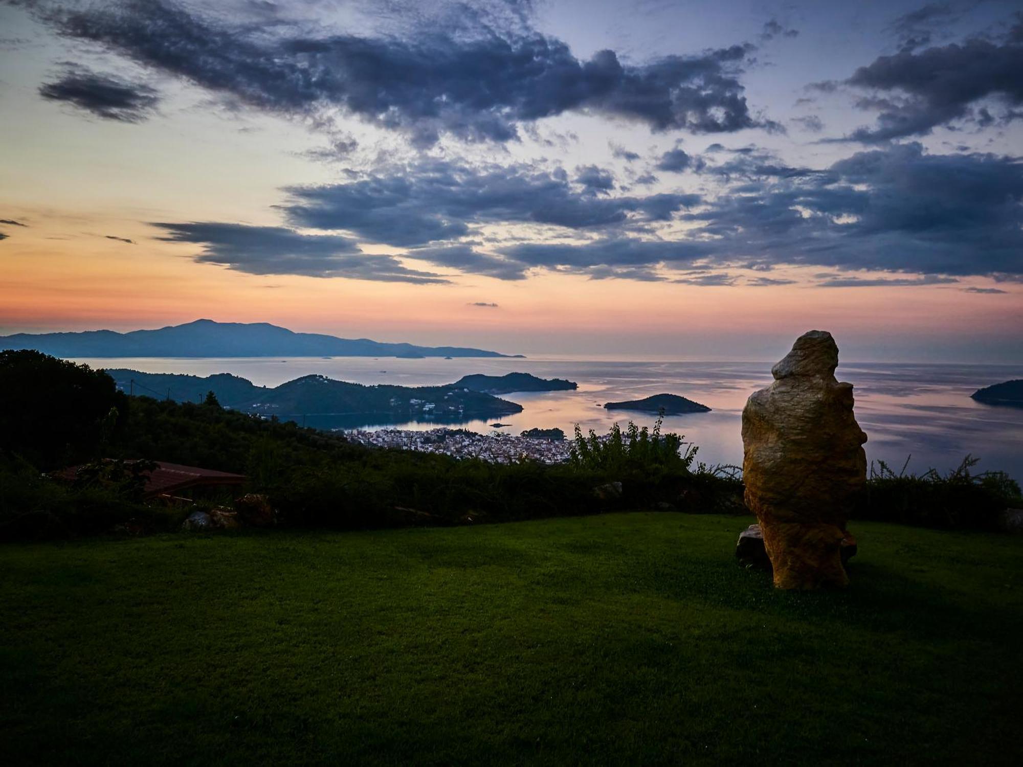 Sky Sea Resort Skiathos Экстерьер фото