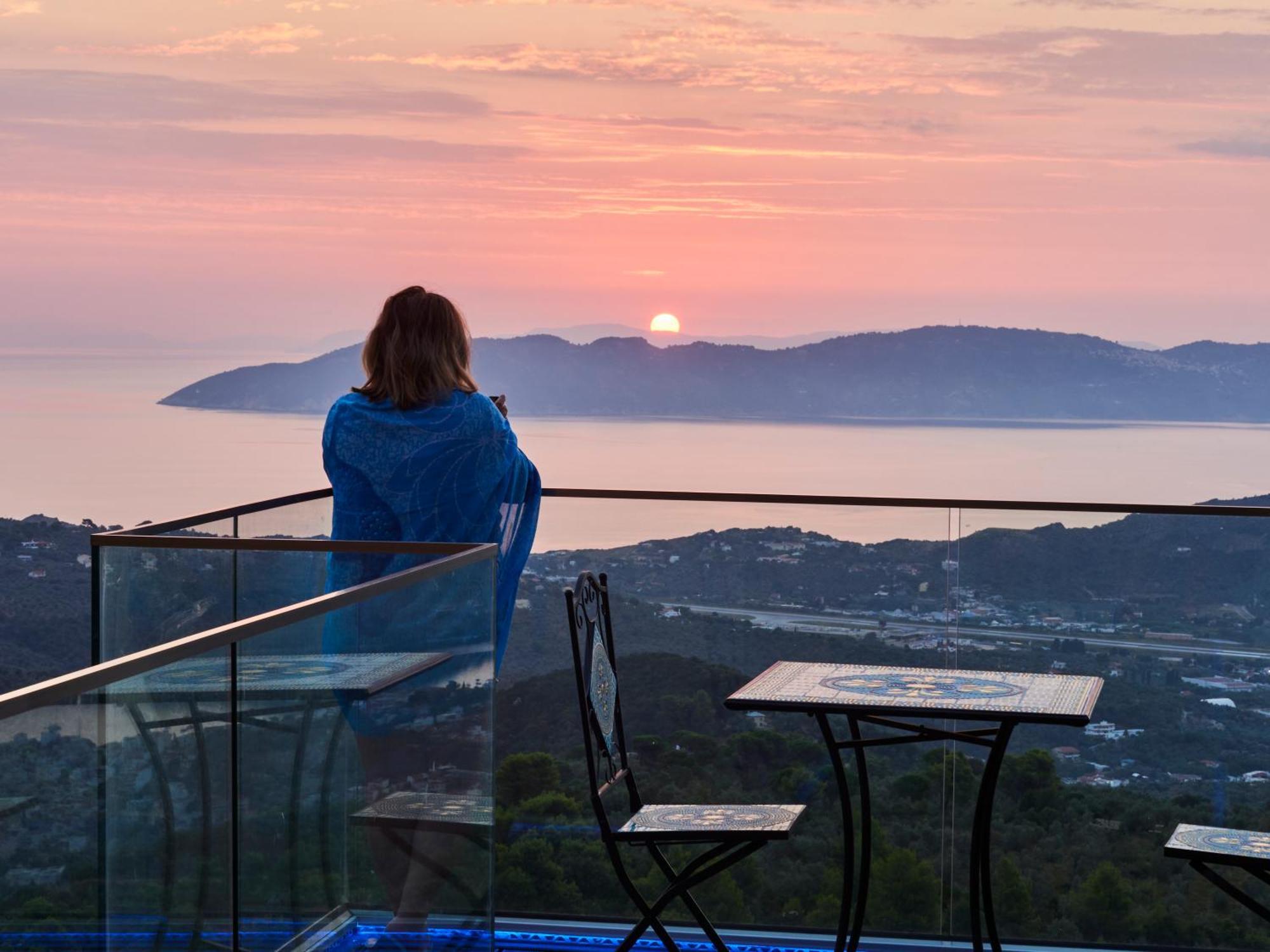 Sky Sea Resort Skiathos Экстерьер фото